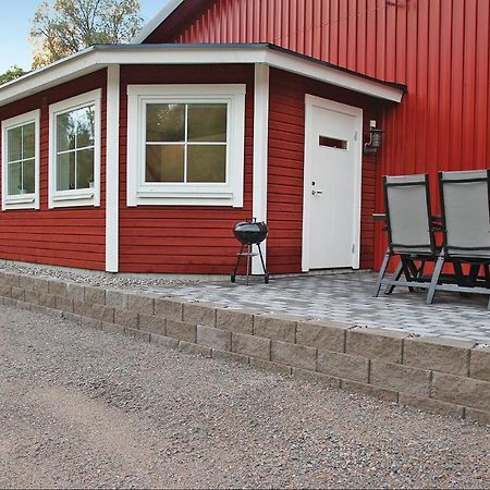 2 Bedroom Cozy Apartment In Habo Mullsjö Eksteriør billede